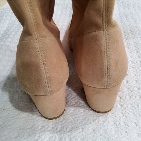 Stuart Weitzman Siggy Block Heel Peach Suede Booties Size 7,5 - Picture 8 of 11